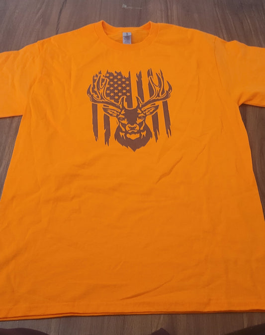 T-shirt hunter orange (buck/flag design)