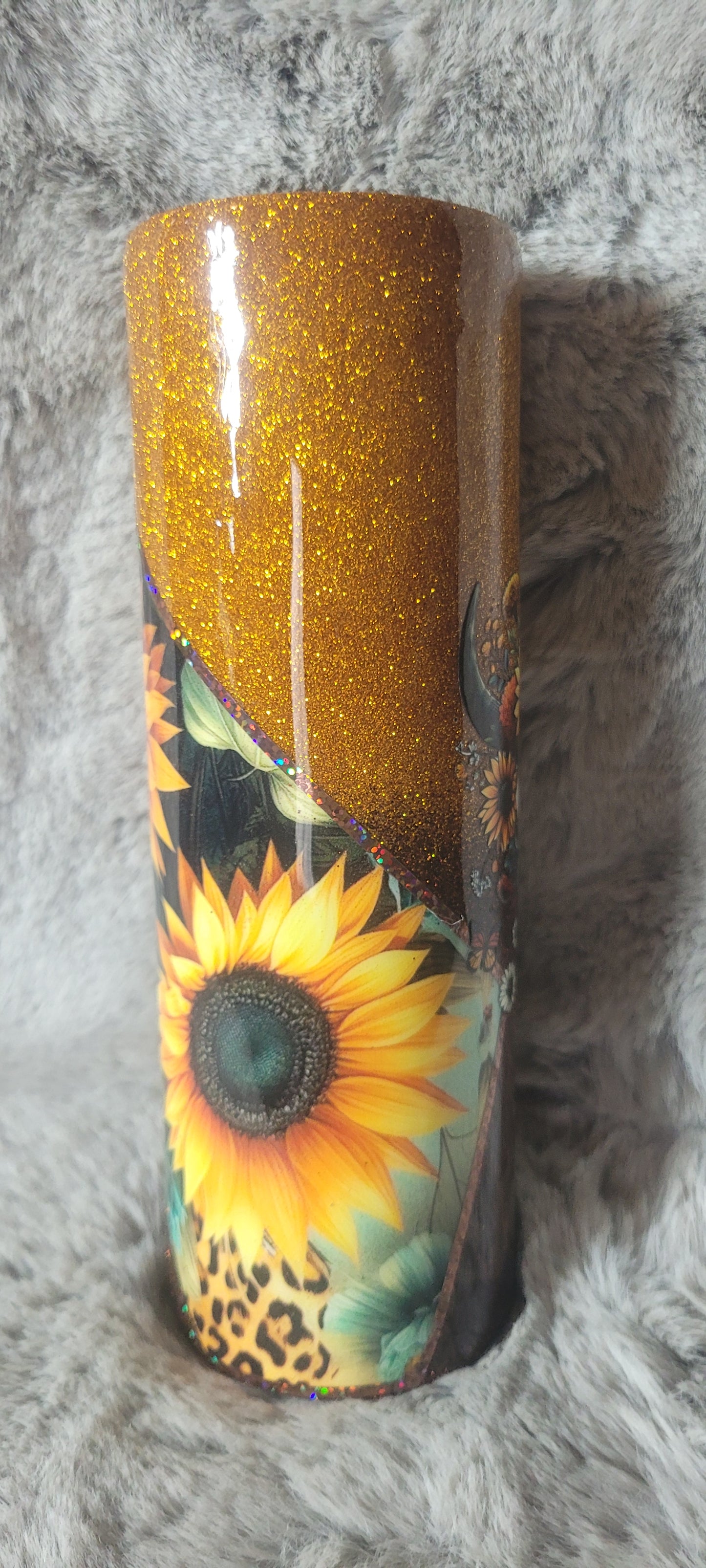Hand Decorated Tumbler (30oz) sunflower bullskull #27